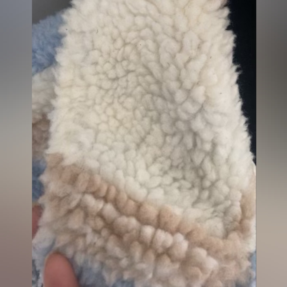 Coat - Picture 3 of 3